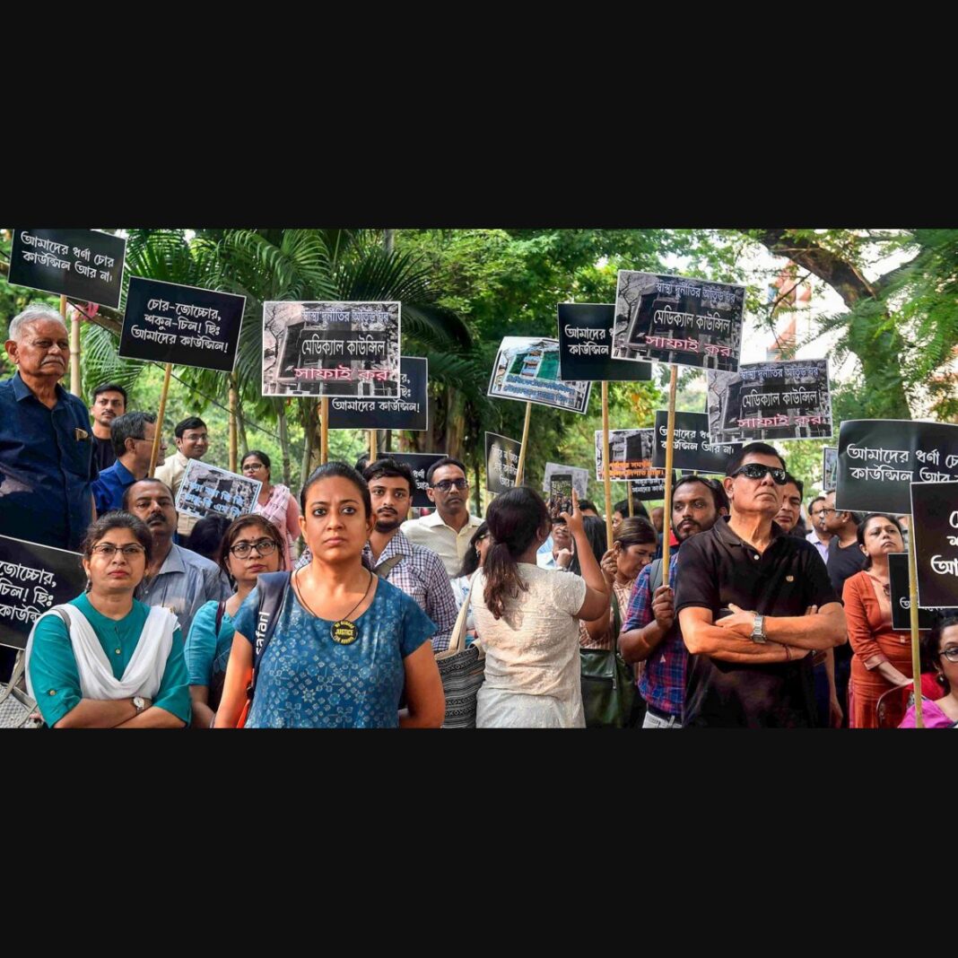 Protesting junior doctors call of stir partially; to resume essential services but not OPD