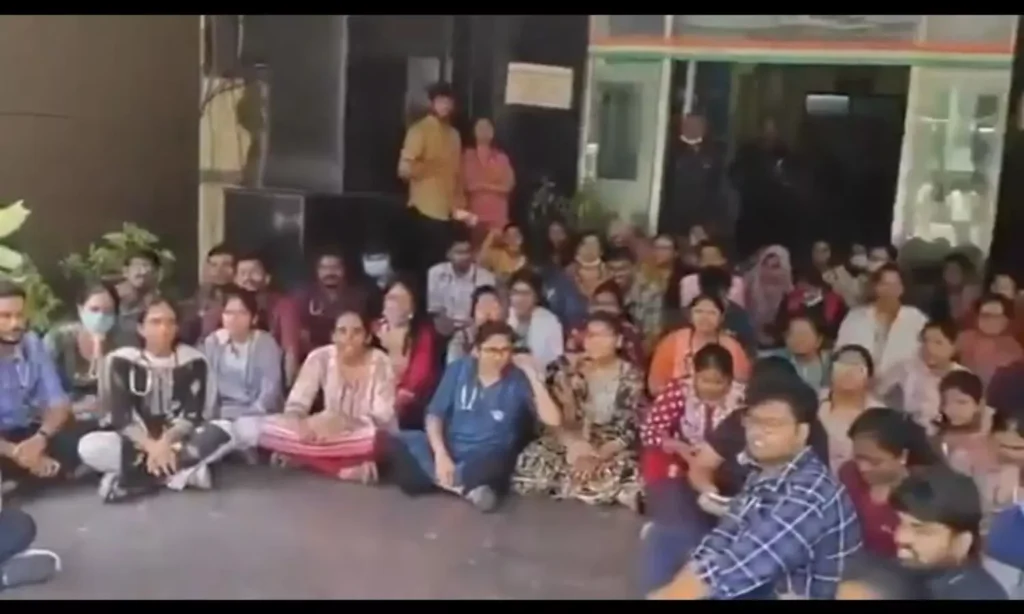 Resident Doctor Assaulted by Patient Attendants at Hyderabad’s Niloufer Hospital, Medical Fraternity Demands Stronger Security